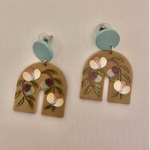 ⭐️✨ FREE Leaf Floral Boho Modern Peasant Hipster Hippie Art Deco Farm Earrings